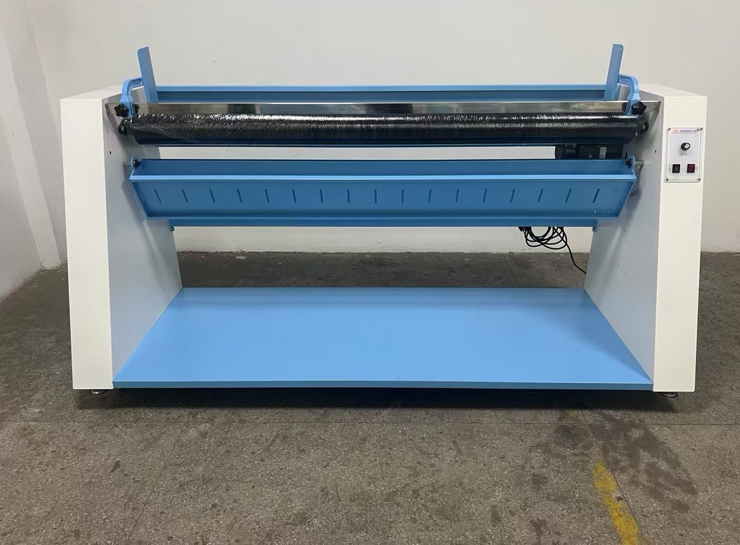 Máy xả vải Model 553 cỡ trung